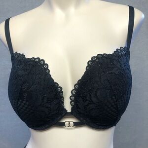 𝅺💕2/$35 💕 La Senza Beyond Sexy Deep Plunge Black Lace Bra 32DDD